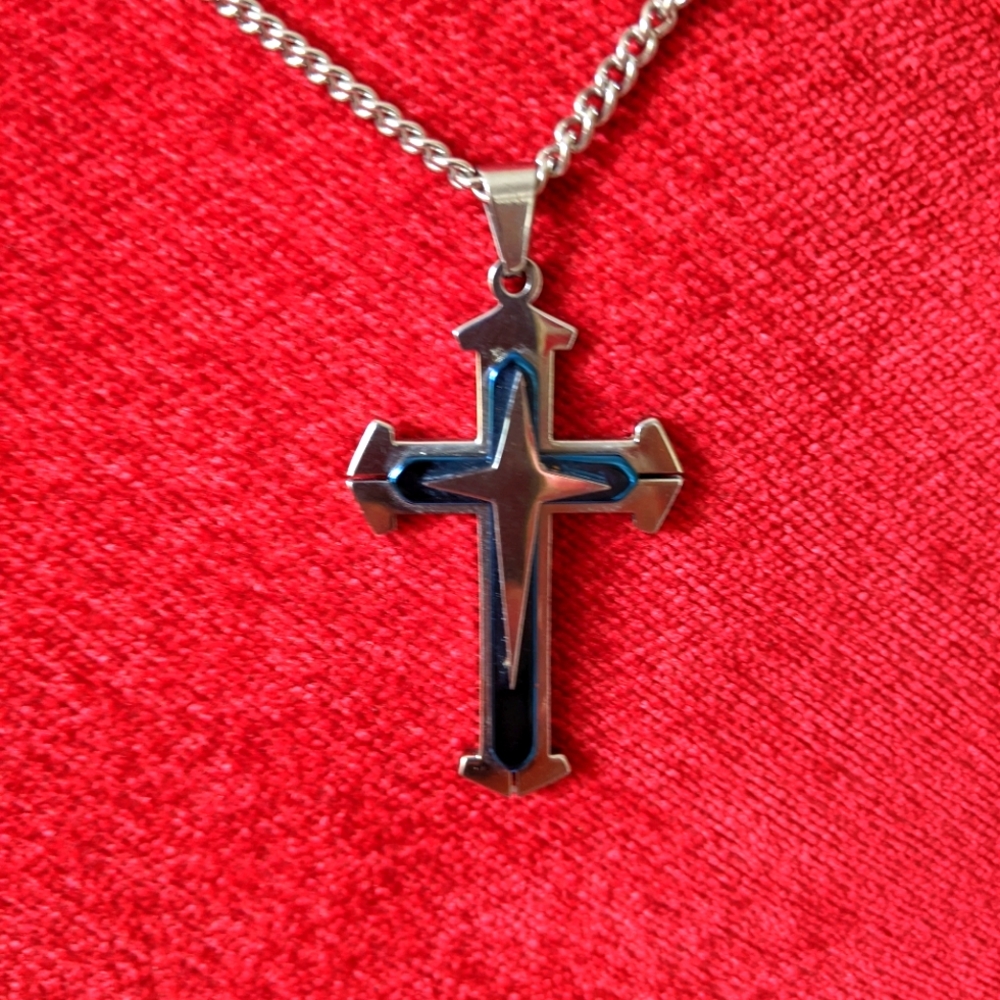 MEN'S COOL SILVER BLUE STAINLESS STEEL CROSS